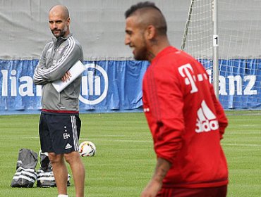 Diario alemán asegura que Guardiola estaría molesto con Arturo Vidal