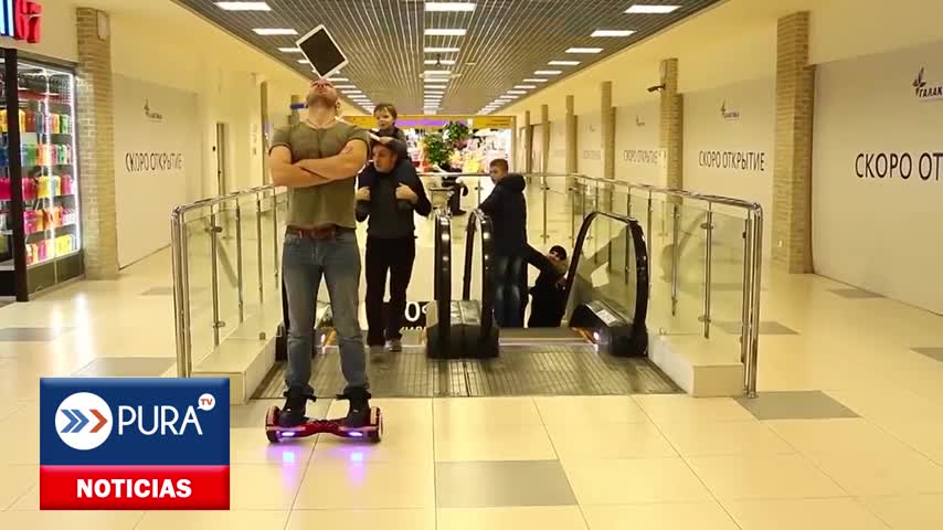 El 'Daniel el travieso ruso' acaba con el iPad de un presumido equilibrista