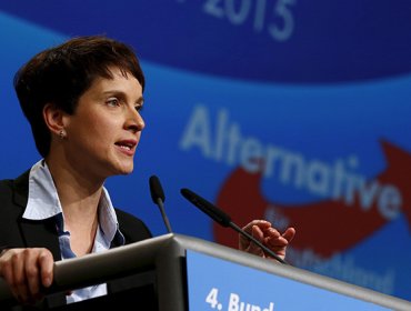Un partido alemán sugiere "usar armas" contra los refugiados