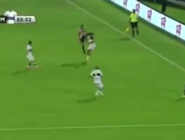 La bestial patada que pegó el uruguayo Pereira en el clásico de la Plata