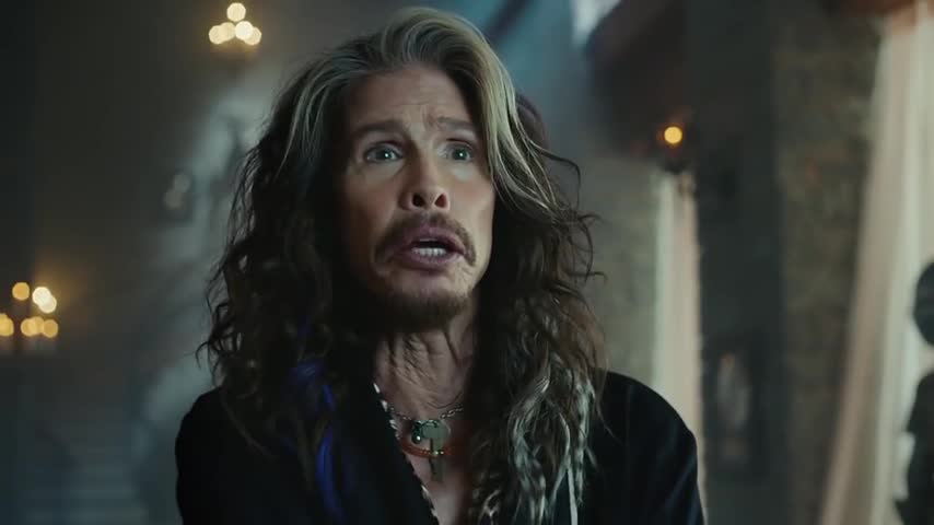 Steven Tyler protagoniza divertido comercial para el Super Bowl