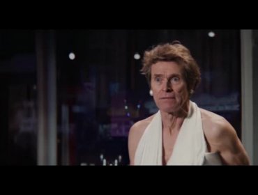 Willem Dafoe interpreta a Marilyn Monroe en divertido spot publicitario