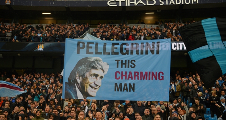 Hinchas de City homenajearon a Pellegrini