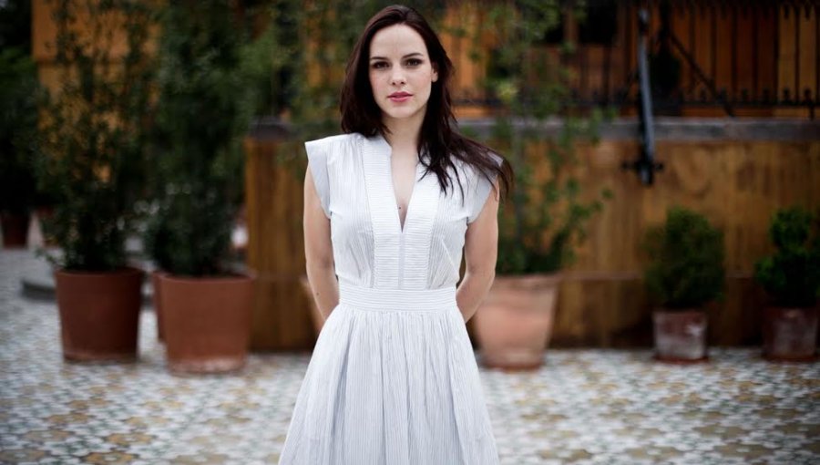 Sigue la fuga de TVN: Luciana Echeverría también se va de la señal estatal