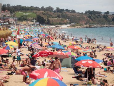 Alerta en Reñaca: Se prohíbe el baño en tres sectores del balneario