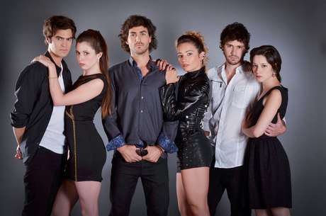 Actores jóvenes de TVN viven loco amor en México