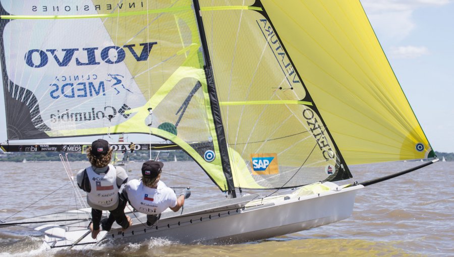 Equipo Grez sigue 31º en Mundial de Veleros 49er