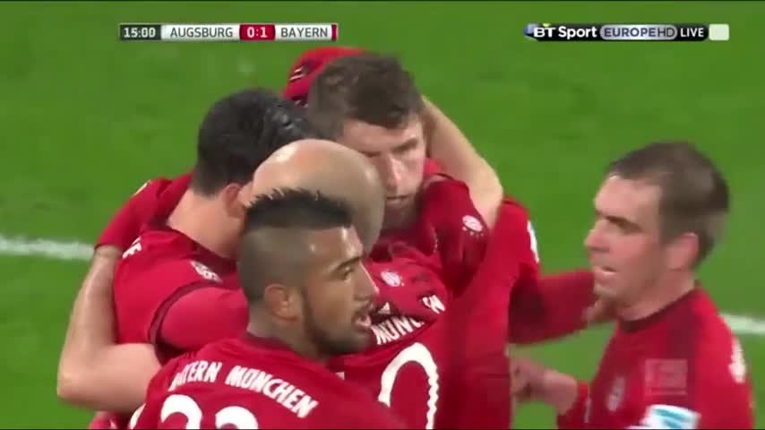 Arturo Vidal jugó cerca de una hora en cómodo triunfo del Bayern