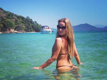 De Colección: Las mejores fotos de Lola Melnick en la playa
