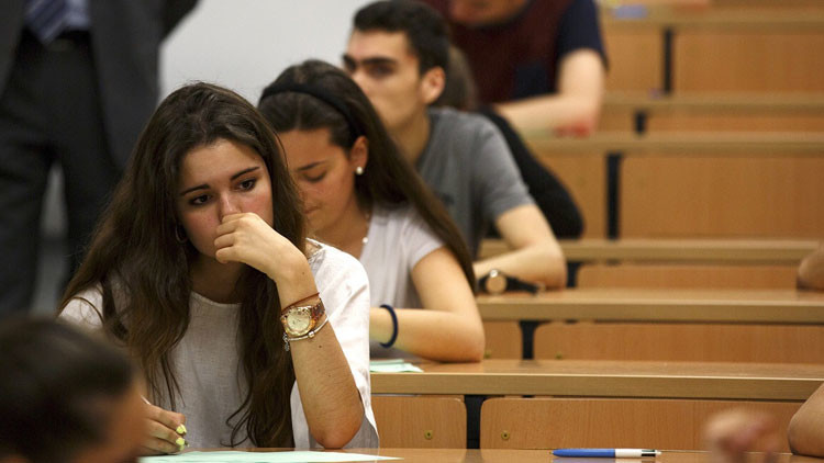 Científicos explican de qué depende el éxito en un examen