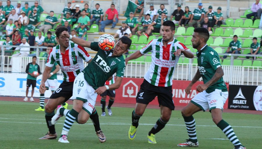 Palestino deja en duda su liderato al empatar con Wanderers