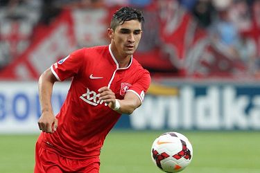 Holanda: FC Twente con Felipe Gutiérrez superó en su reducto al FC Groningen