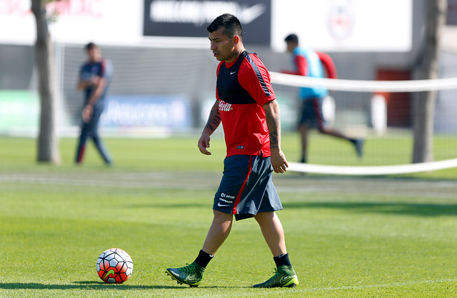 Gary Medel no tendría problemas para estar en la doble fecha Eliminatoria