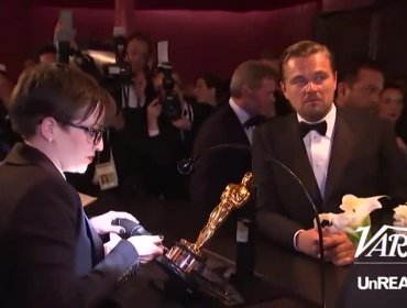 Así esperó Leonardo DiCaprio mientras grababan su primer premio Oscar