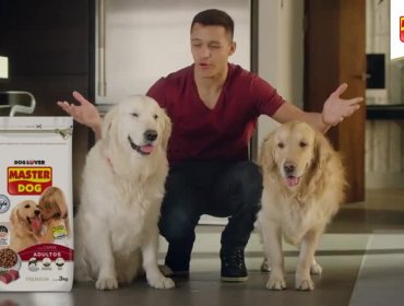 Alexis Sánchez protagoniza spot publicitario con Humber y Atom