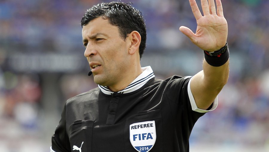 Roberto Tobar arbitrará el clásico Colo Colo-Universidad Católica