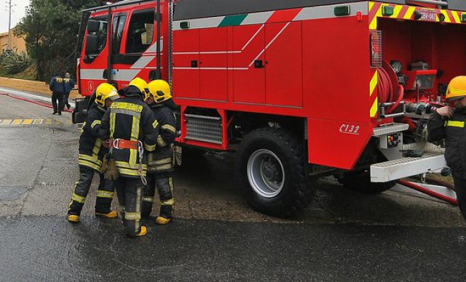 Ley del sentido común: Vehículos de emergencia no pagarán peaje