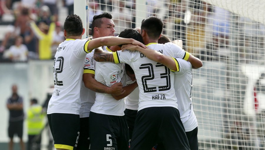 Colo Colo goleó a Católica y se mantiene en la cima del Clausura
