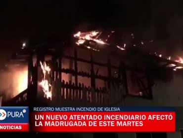 Registro muestra incendio de iglesia y casa del obispado tras ataque en La Araucanía