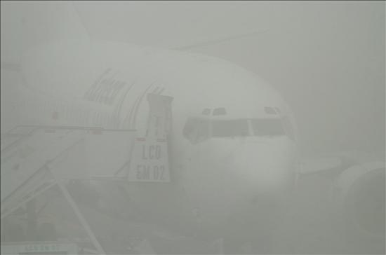 Niebla obliga a suspender vuelos en aeropuerto de Concepción