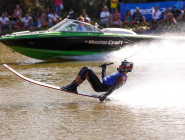 Esquí náutico: Chilenos a semifinales en inicio de serie open del Moomba Masters