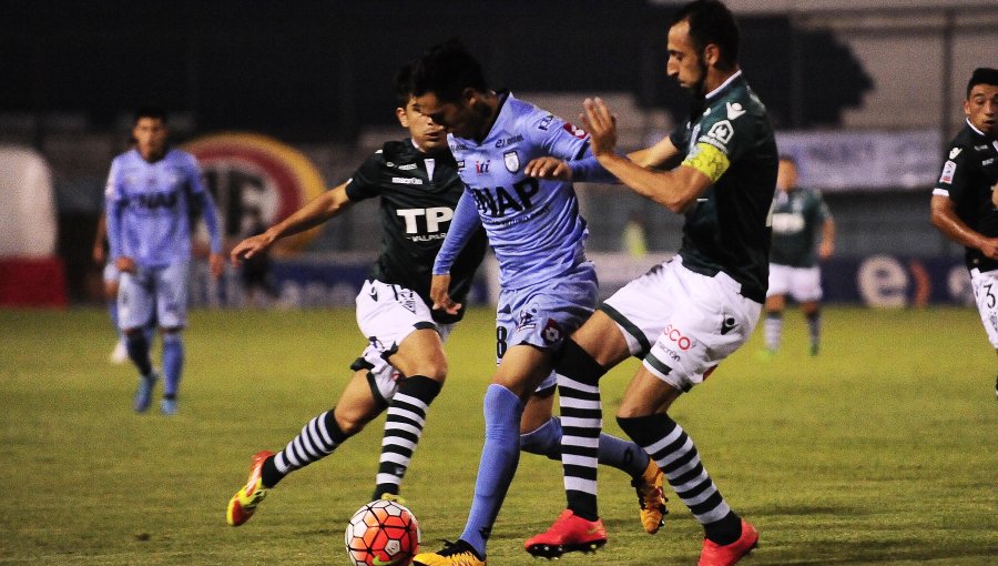 Wanderers se coloca como sublíder al vencer a Deportes Iquique en el norte