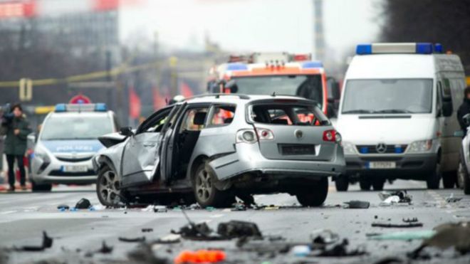 Un muerto en Berlín por explosión de carro bomba