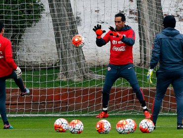 Roberto Navajas sería el nuevo preparador de arqueros de la selección