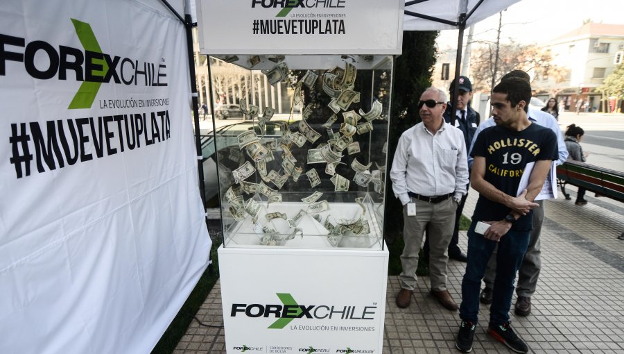 La llamativa campaña con la que Forex Chile conquistaba "clientes"