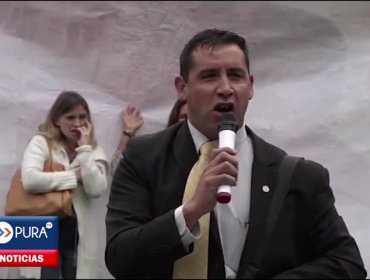 Pastor Soto da polémico mensaje durante debate de ley de aborto en el Congreso