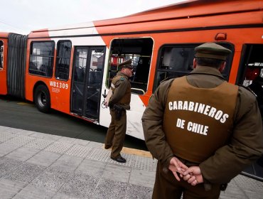 Comienza paro parcial de conductores del Transantiago por superclásico