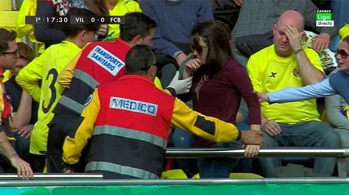 Lionel Messi casi deja nocaut a hincha del Villarreal