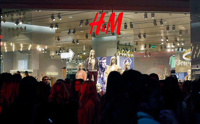 H&M y la artista M.I.A. se unen en campaña para reciclar mil toneladas de ropa