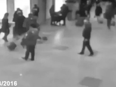 El momento exacto del atentado en el aeropuerto de Bruselas