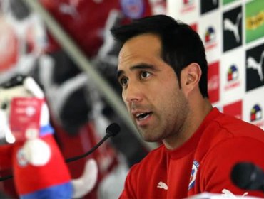 Claudio Bravo golpea la mesa: ¿nace un político?