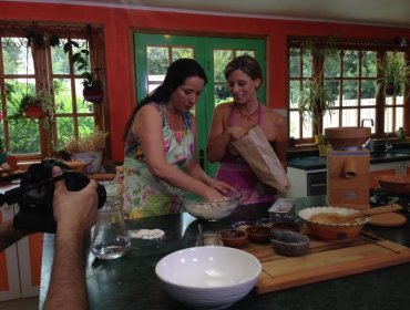 Así será el nuevo y místico programa de Carolina Correa en 13C