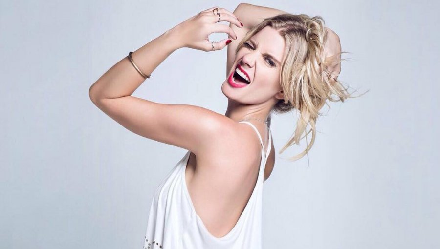 Javiera Acevedo sale al paso de las críticas