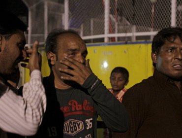 Atentado suicida en Pakistán deja más de 60 muertos y 300 heridos