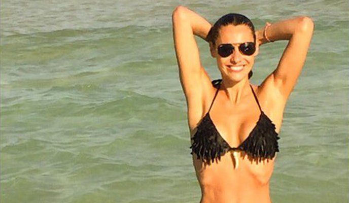 Pampita mostró su lado sexy en las playas de Miami