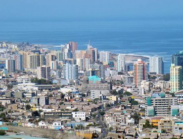 Bus sin frenos estuvo a punto de caer al mar en Antofagasta