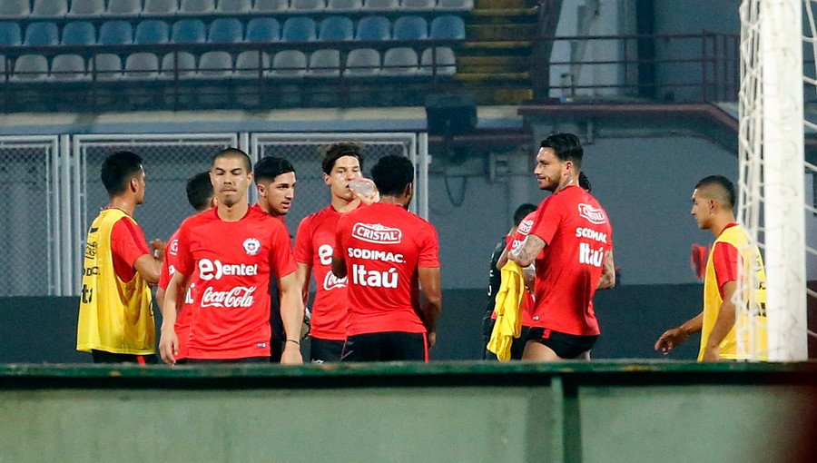 El último entrenamiento de la selección chilena previo a su partido contra Venezuela