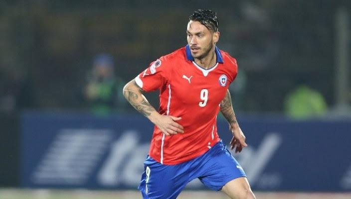 Mauricio Pinilla: de rey de la farándula a ídolo deportivo