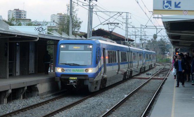 Metro Valparaíso vuelve a funcionar en frecuencia de 6 minutos en hora punta