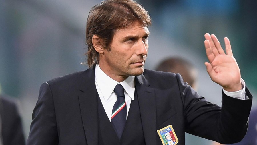 Antonio Conte es el nuevo técnico del Chelsea