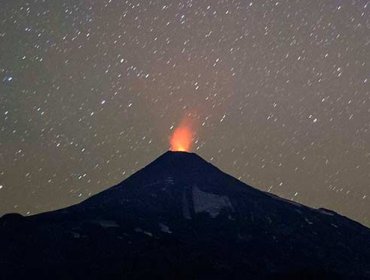 Comité de emergencias sesiona por importante aumento de actividad sísmica en volcán Villarrica