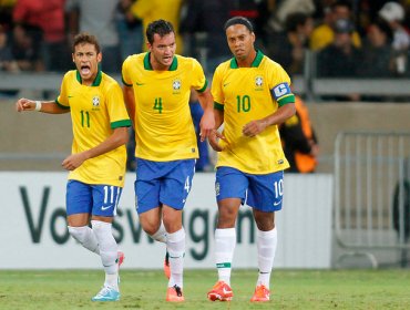 Ronaldinho jugará dos partidos de exhibición en el Cienciano