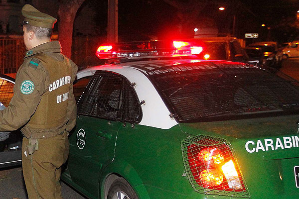 Detienen a dos menores tras realizar “portonazo” en Estación Central