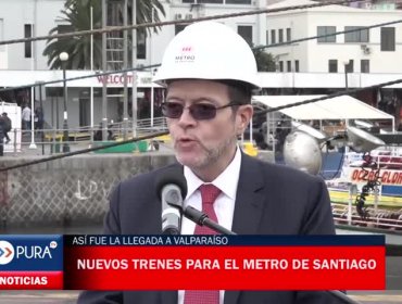 Así fue la llegada a Valparaíso de nuevos trenes para el Metro de Santiago