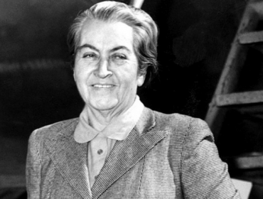 En un día como hoy nació Gabriela Mistral