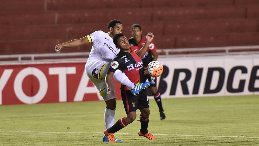 Colo Colo derrotó a Melgar en Perú y sigue con vida en el Grupo 5